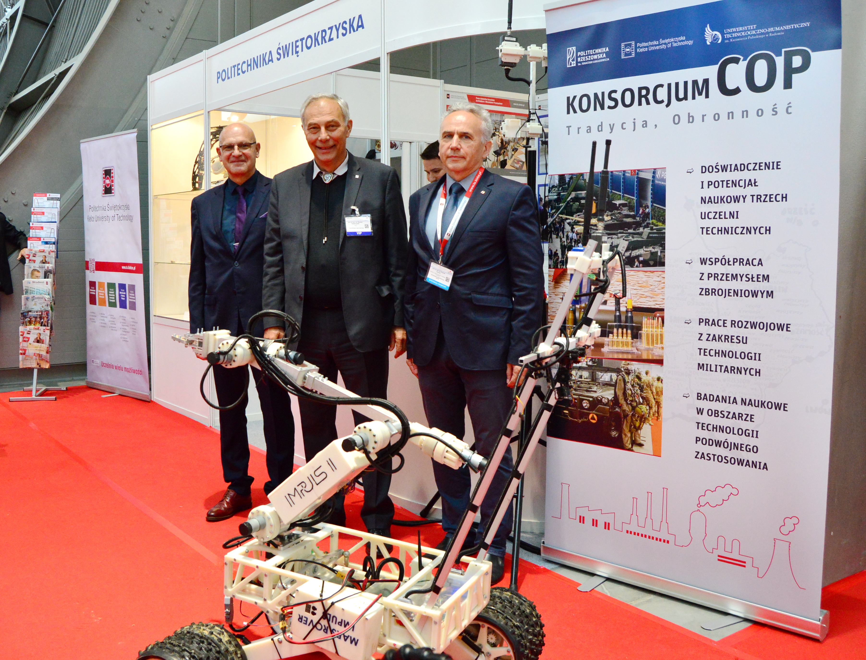 Kolejny dzień na MSPO Kolejny dzień na MSPO