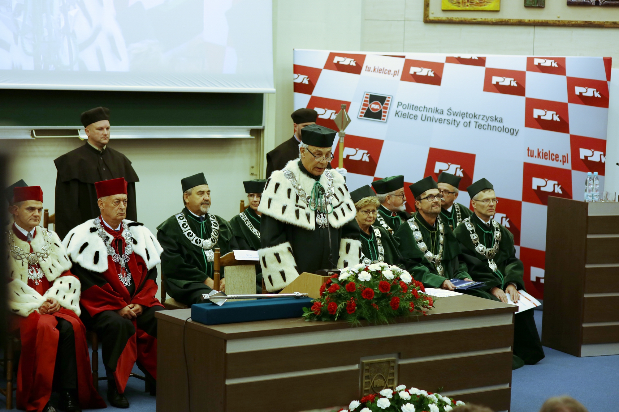 Gaudeamus, czyli nowy rok czas zacząć Gaudeamus, czyli nowy rok czas zacząć
