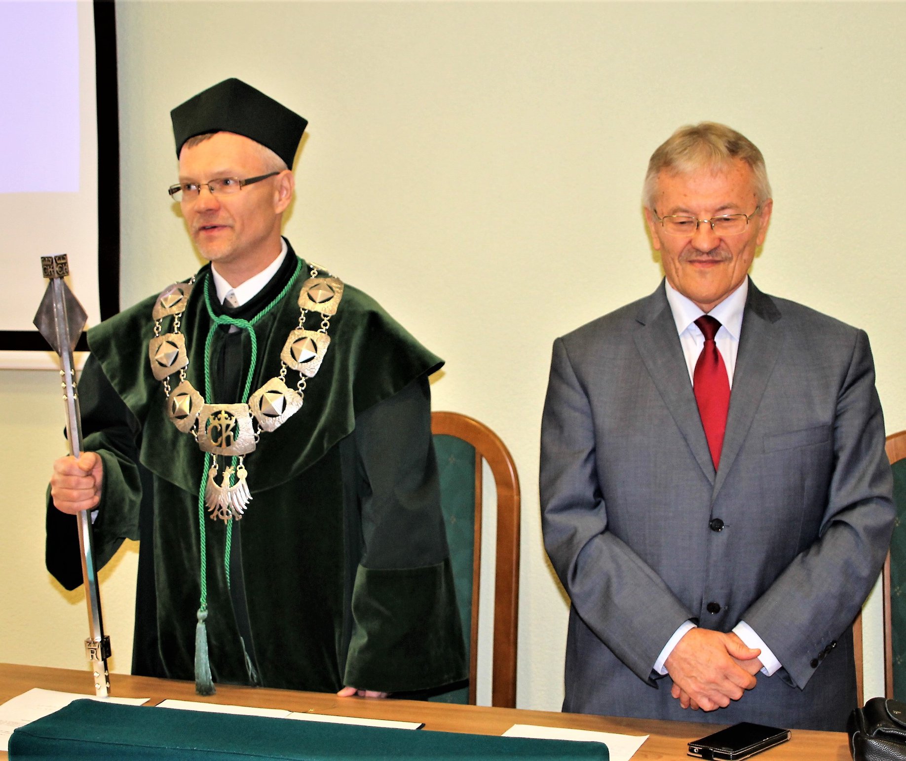 Inauguracja roku akademickiego 2018/2019 Uniwersytetu Otwartego Politechniki Świętokrzyskiej Inauguracja roku akademickiego 2018/2019 Uniwersytetu Otwartego Politechniki Świętokrzyskiej
