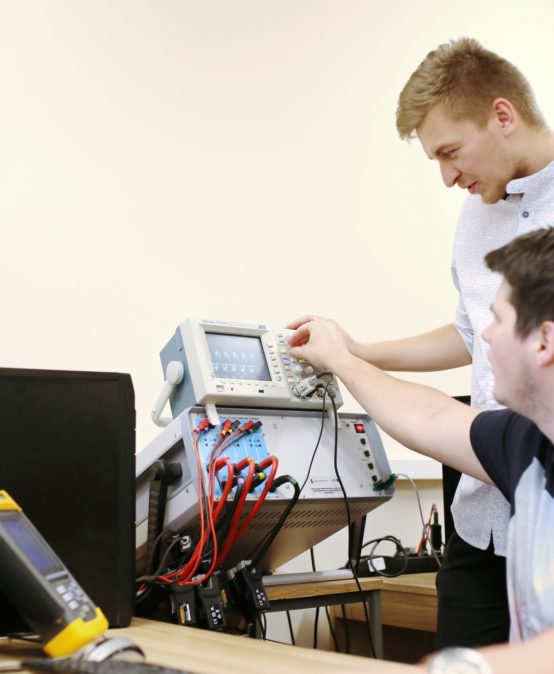 Automatyka i elektrotechnika przemysłowa