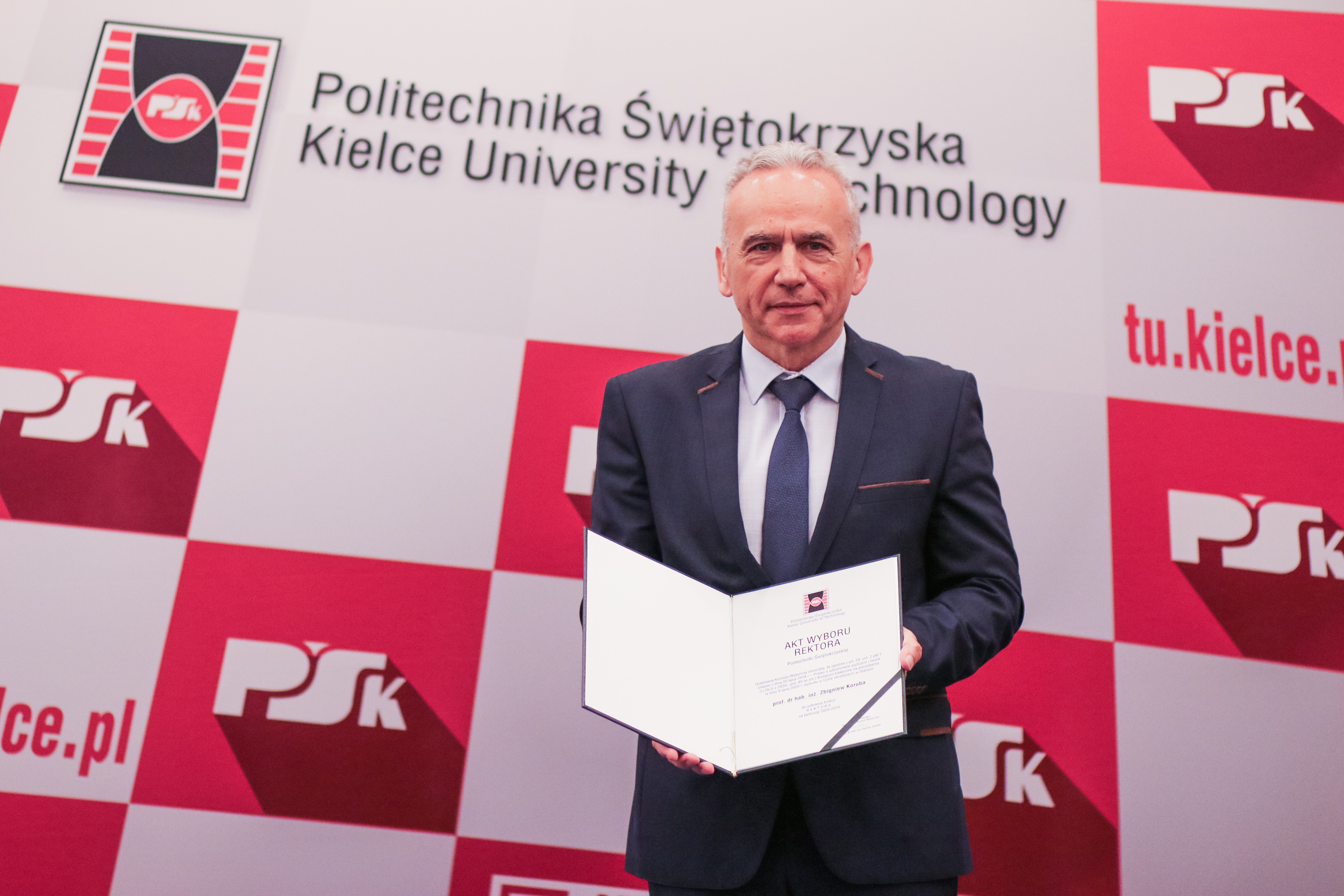 Nowy Rektor Politechniki Świętokrzyskiej Nowy Rektor Politechniki Świętokrzyskiej