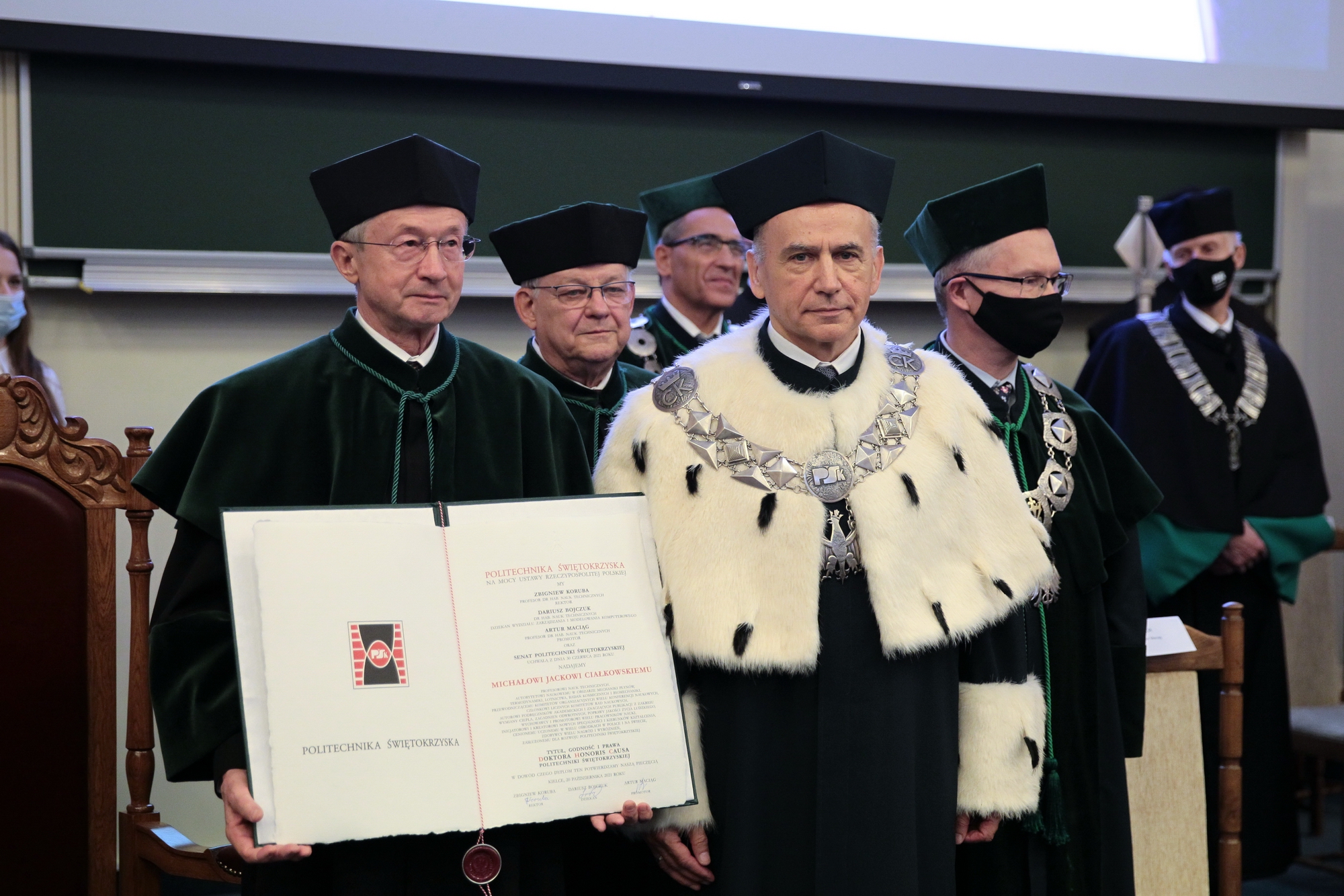 Nadanie tytułu Doktora Honoris Causa Prof. Michałowi Ciałkowskiemu Nadanie tytułu Doktora Honoris Causa Prof. Michałowi Ciałkowskiemu