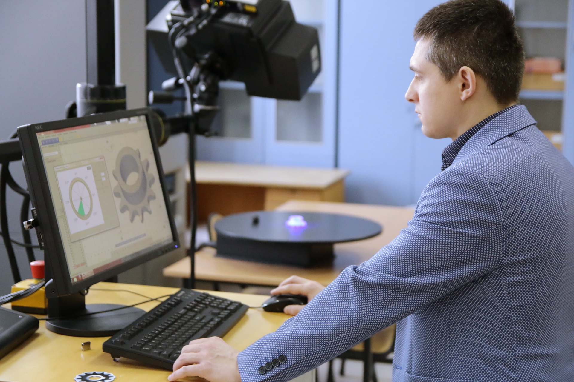 V Krajowa Konferencja Naukowa Szybkie Prototypowanie Druk 3D & 4D w zastosowaniach inżynierskich V Krajowa Konferencja Naukowa Szybkie Prototypowanie Druk 3D & 4D w zastosowaniach inżynierskich