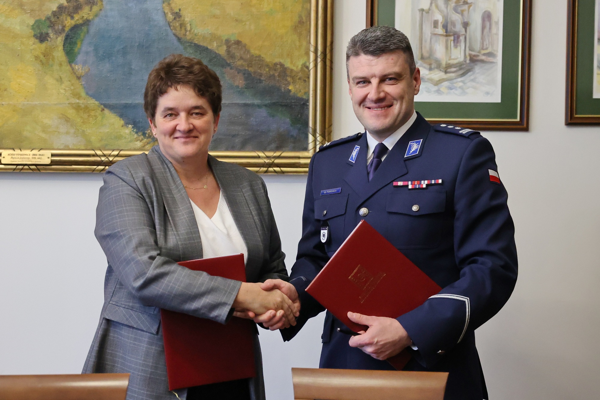 Cyberspecjaliści poszukiwani Cyberspecjaliści poszukiwani