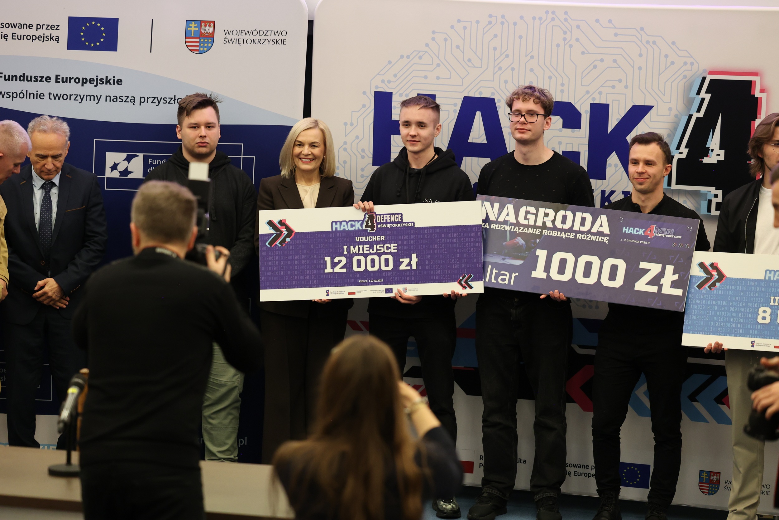 „Hack4Defence Świętokrzyskie” — znamy zwycięzców!