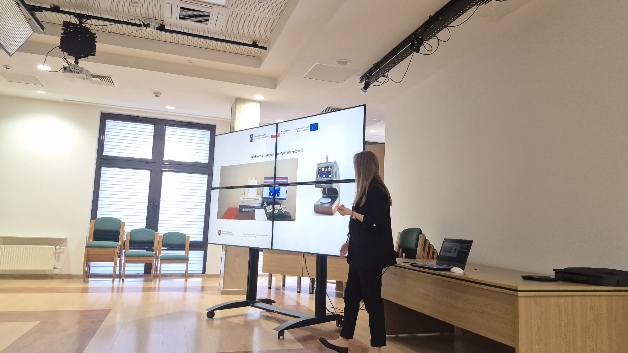Spotkanie zespołu projektowego realizującego działania w ramach projektu UPSA Spotkanie zespołu projektowego realizującego działania w ramach projektu UPSA